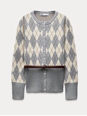 Zara Knit diamond sweater